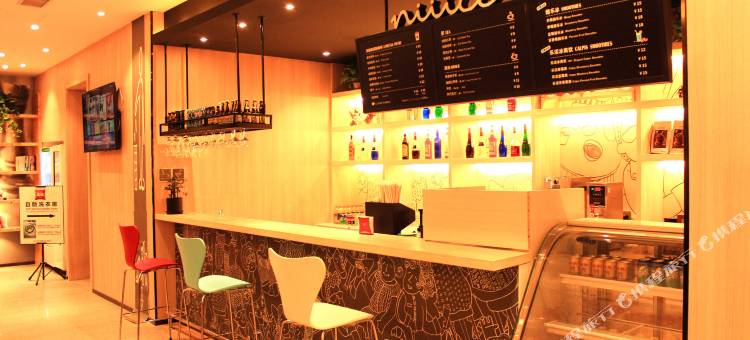 宜必思酒店(乌鲁木齐机场德港万达店)图片