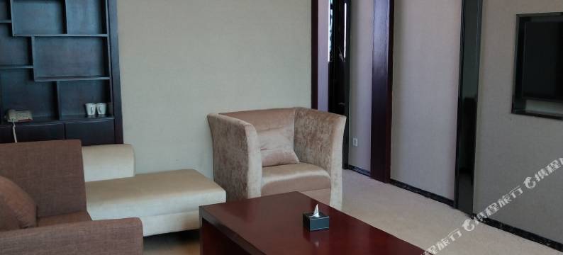 措勤信坤大酒店图片