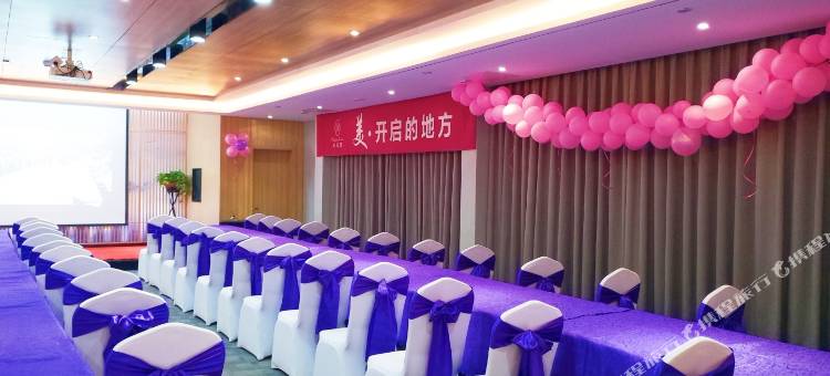 晨曦酒店(曹魏古城胖东来生活广场店)图片