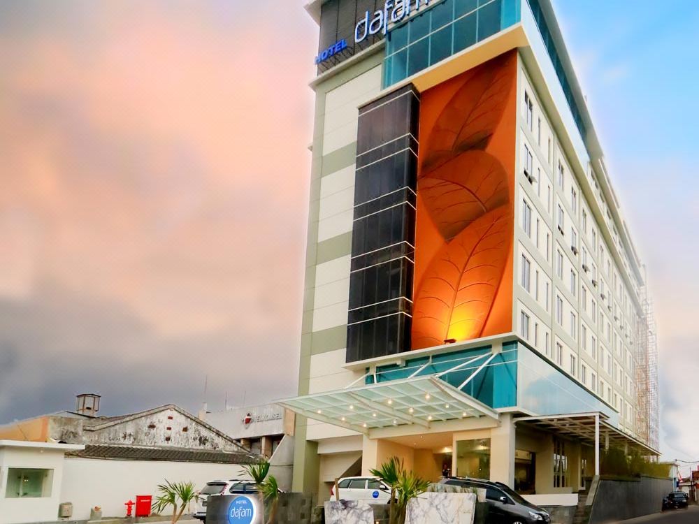 Hotel Dafam Lotus Jember Hotel Reviews And Room Rates