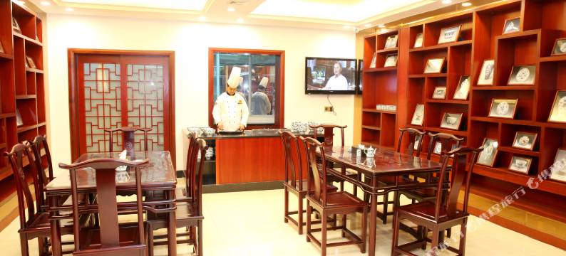 伊龙宾馆(景德镇古窑景区店)图片