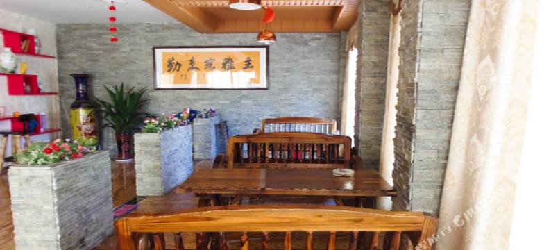 鹰潭维罗纳精品时尚酒店图片