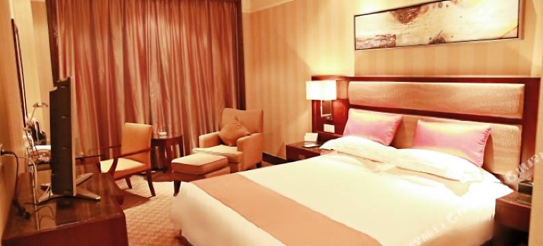 漠河峰悦之约酒店(松苑公园店)图片