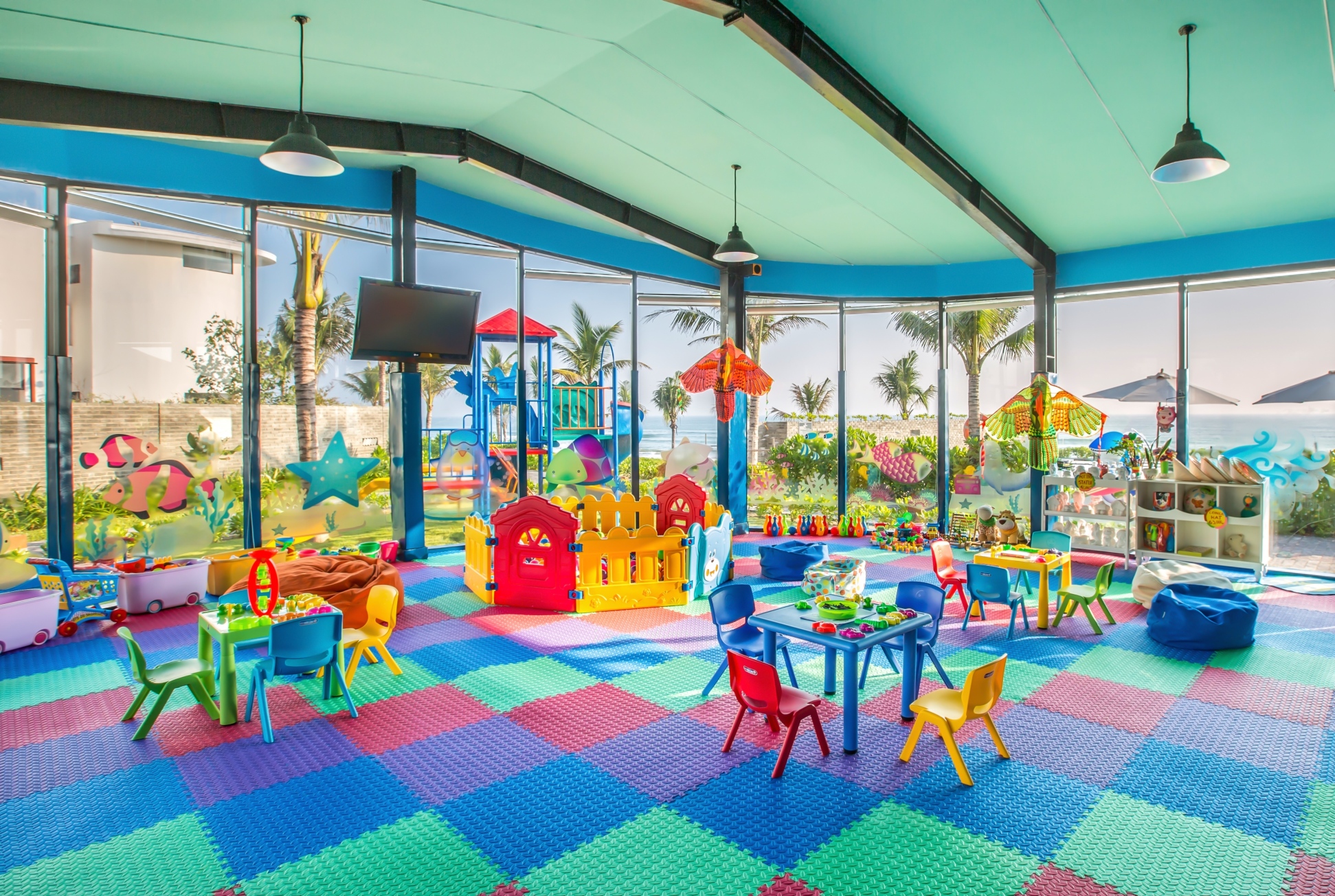 Melia Danang Beach Resort Hotel Overview