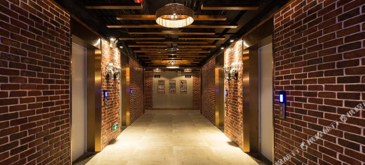 战斗之夜电竞主题酒店(大学城龙湖U城店)图片