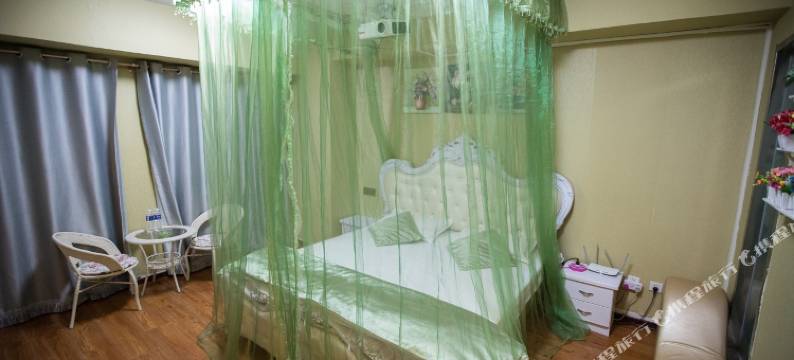 爱忆影视主题公寓(唐山万达广场店)图片