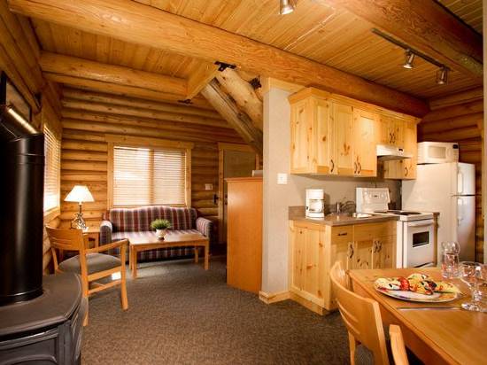 Pocahontas Cabins Jasper Hotel Reviews And Room Rates