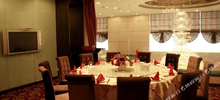 西宁假日王朝酒店图片