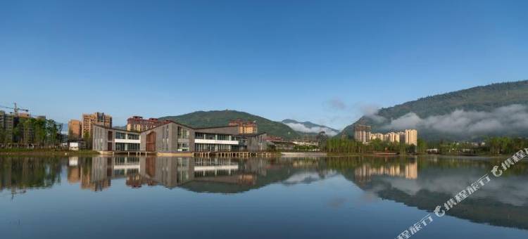 天全慈朗驿民宿图片