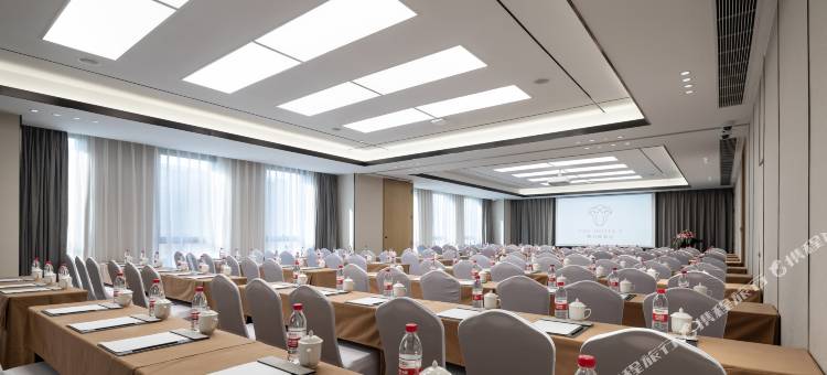 曙光薇酒店(虹桥机场国家会展中心店)图片