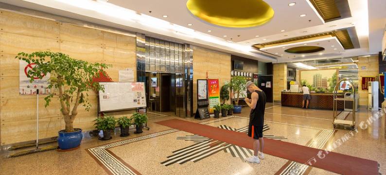 一米阳光SH公寓(康定路1号分店)图片