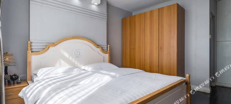 昆明金碧辉煌民宿(6号店)图片