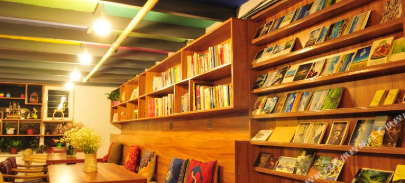 西宁河湟记忆青年旅舍(城东万达广场店)图片