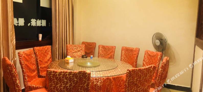 德钦奔子栏朝圣缘大酒店图片