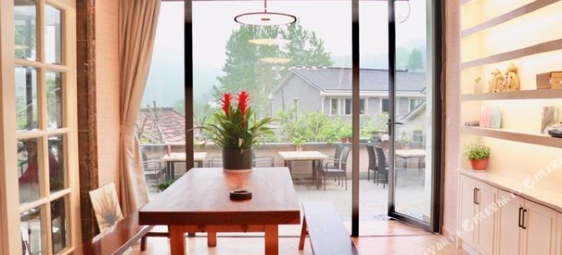 杭州晚雨民宿(西湖风景区龙井村店)图片