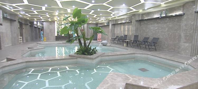 杜尔伯特阳光温泉假日酒店图片