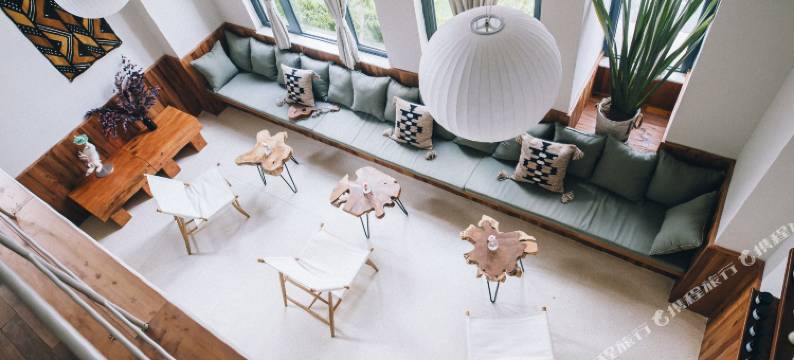 重庆进屋电竞民宿图片