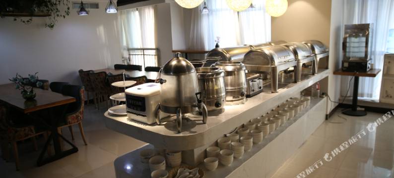 盛庭商务酒店(郑东万象城高铁东站店)图片