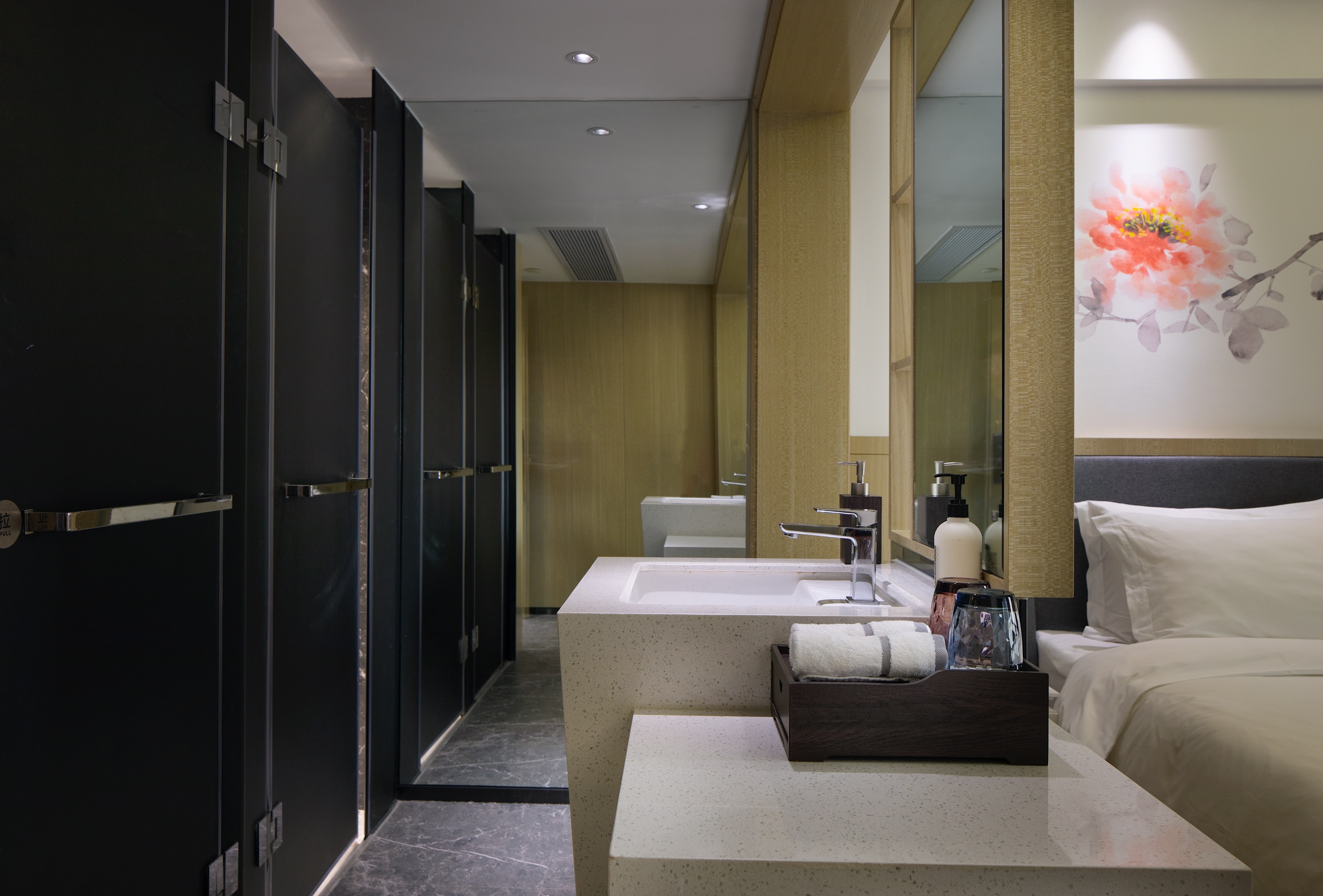 Paco Hotel (Guangzhou Jiantai Road Metro Station) Over view