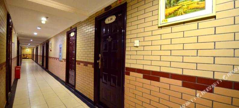 湘捷酒店(东风公司地铁站武汉体育中心店)图片