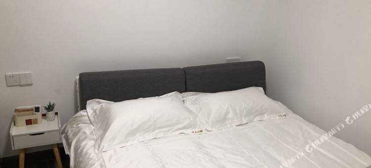 又见山海公寓(海明威路分店)图片