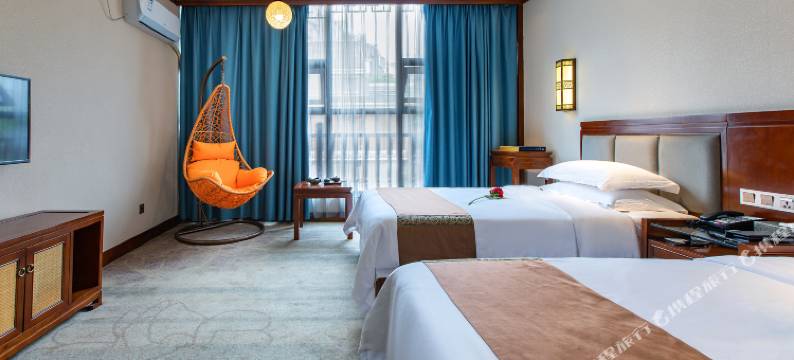 资兴奇石文化酒店(东江湖景区店)图片