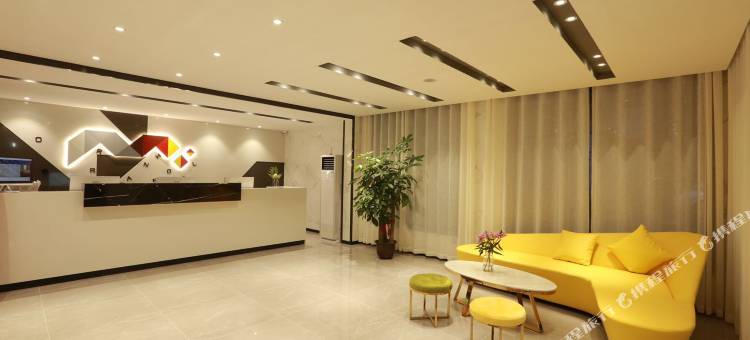 柏曼酒店(珠海拱北口岸富华里轻轨店)图片