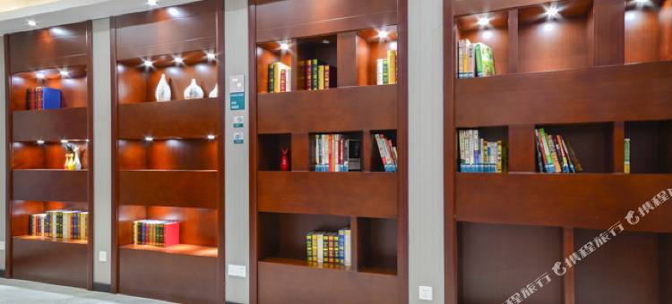 城市便捷酒店(枣阳光武路万象城店)图片