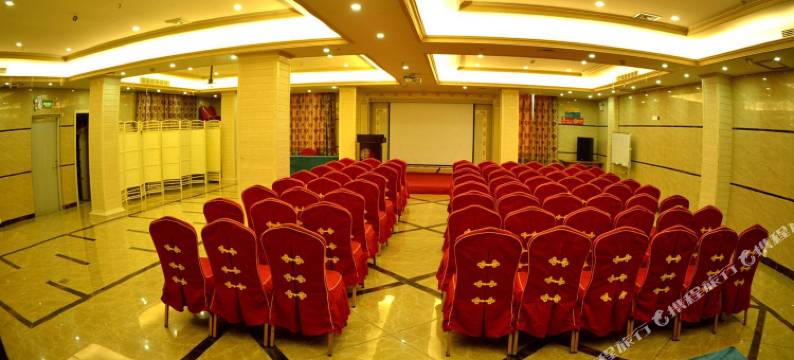 港湾假日酒店(茂名高铁站文明中路店)图片