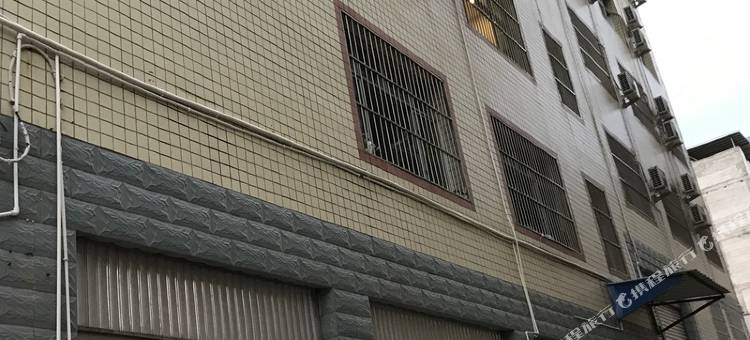 宁南华夏尔东酒店图片