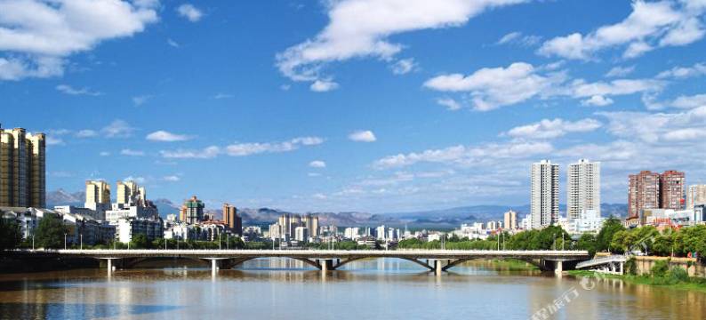 广元怡家名人酒店(广元高铁站店)图片