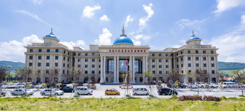 长白山乐高美温泉度假酒店图片