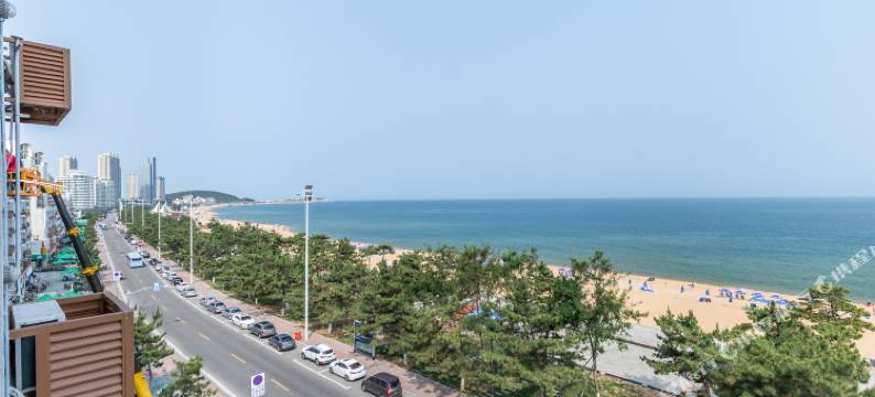 君威公寓(威海国际海水浴场店)图片