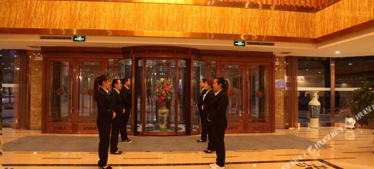 隆德龙城酒店图片