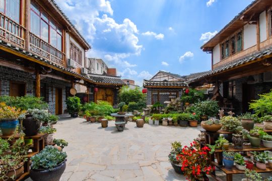 选择房间装修:2019青岩古镇是贵州省着名的历史文化名镇,形成于明洪武