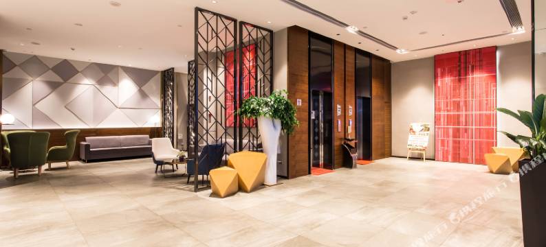 柏曼酒店(南宁北湖北路地铁站店)图片