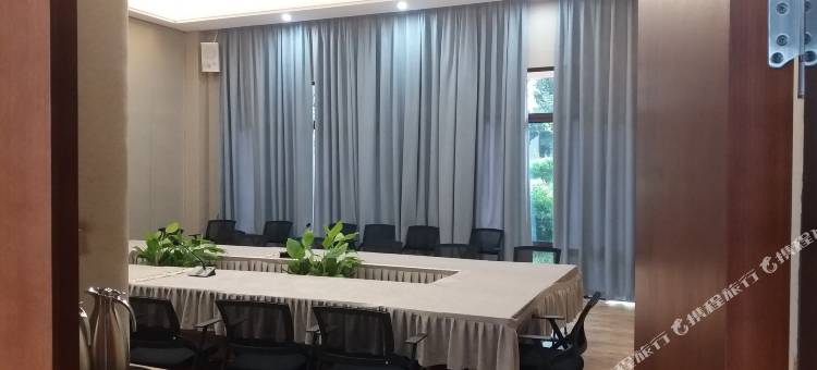 7天优品Premium酒店(绵阳东湖公园店)图片