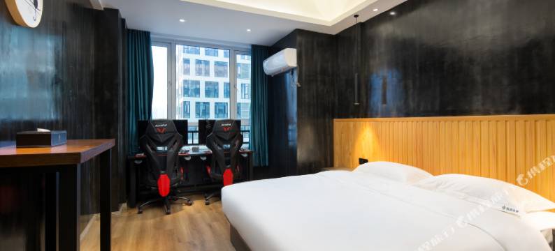 凯泽电竞酒店(长沙高铁南站店)图片