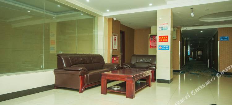 OYO十堰绿景商务宾馆图片