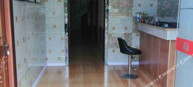 南京金骄宾馆(东南大学成贤学院泰山新村地铁站店)图片