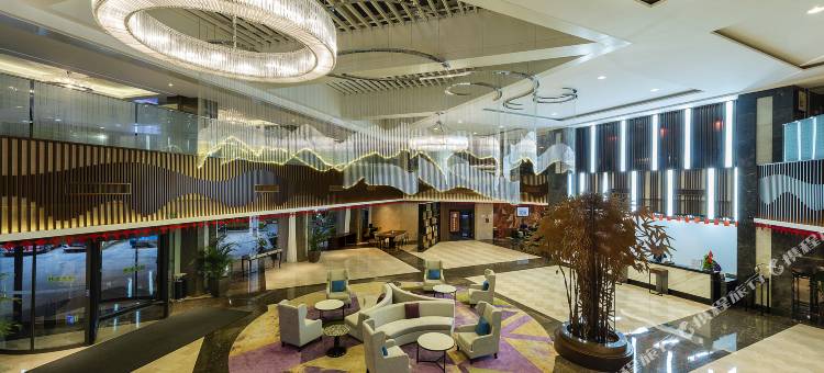 珠海拱北口岸希尔顿欢朋酒店图片