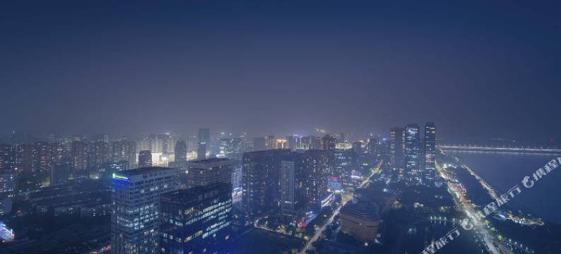杭州滨江星光大道亚朵酒店图片