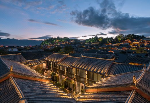 景里·忆宿（丽江古城大水车店）外景图