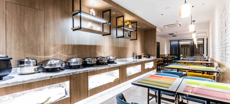 汉庭优佳酒店(杭州萧山建设一路地铁站店)图片