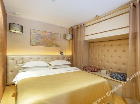 花界酒店(厦门中山路店)(原轮渡店))