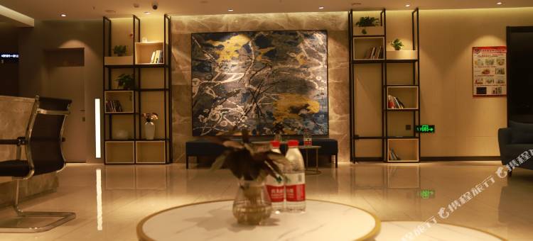 都市118 ·精选酒店(句容仙林湖森林公园店)图片