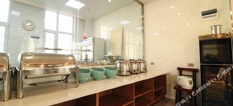 百年商务宾馆(哈尔滨会展中心店)图片