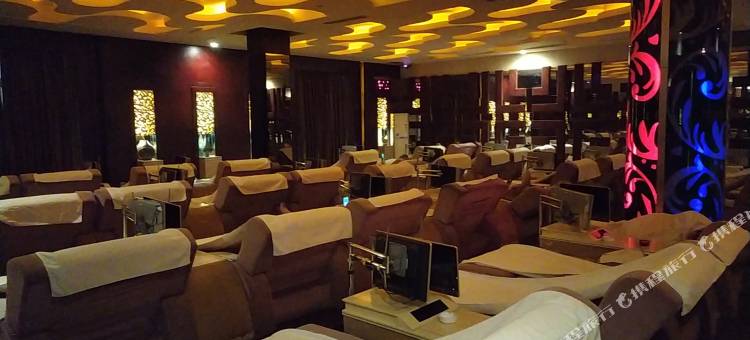 朝阳万国温泉酒店图片