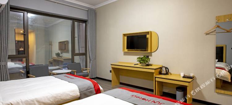 骏怡连锁酒店(武汉集贤地铁站同济医院店)图片