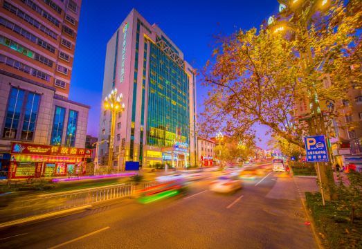 凯里金凯华美达安可酒店（国贸购物中心店）外景图